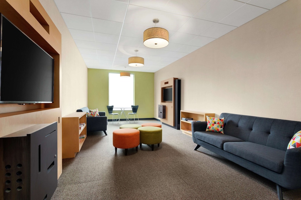 home2 suites by hilton middletown