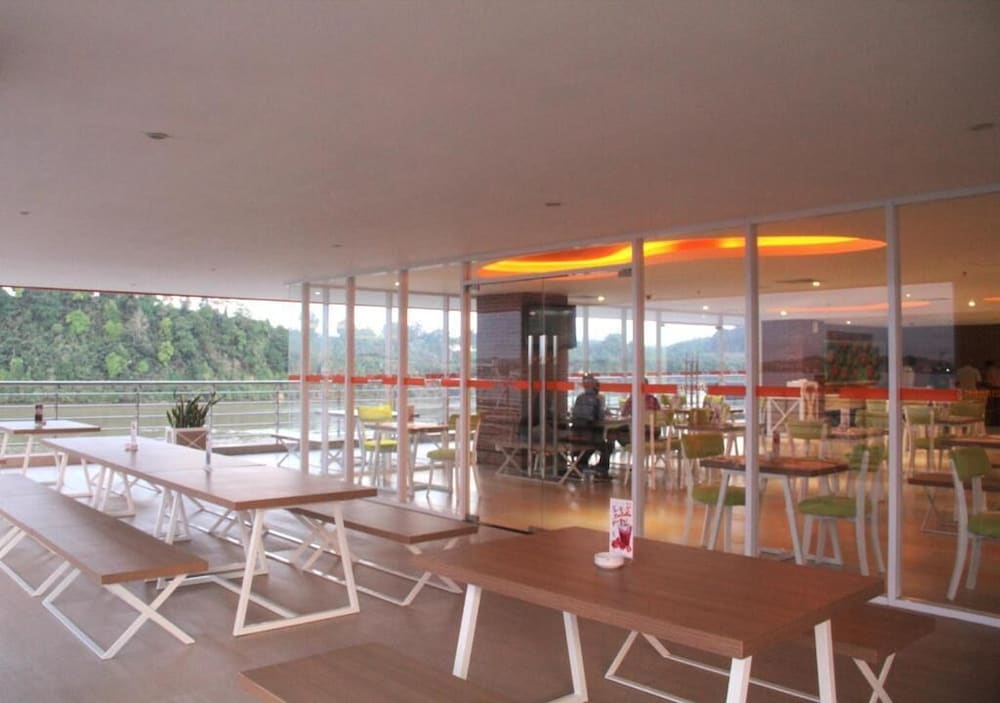 harris hotel samarinda