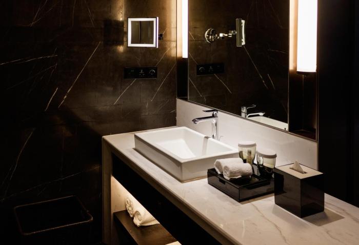 hilton ningbo dongqian lake