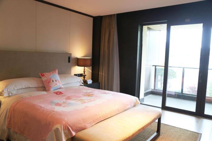 hilton ningbo dongqian lake