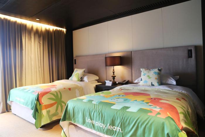 hilton ningbo dongqian lake