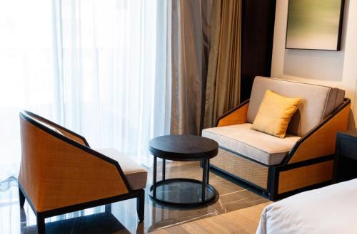 hilton ningbo dongqian lake