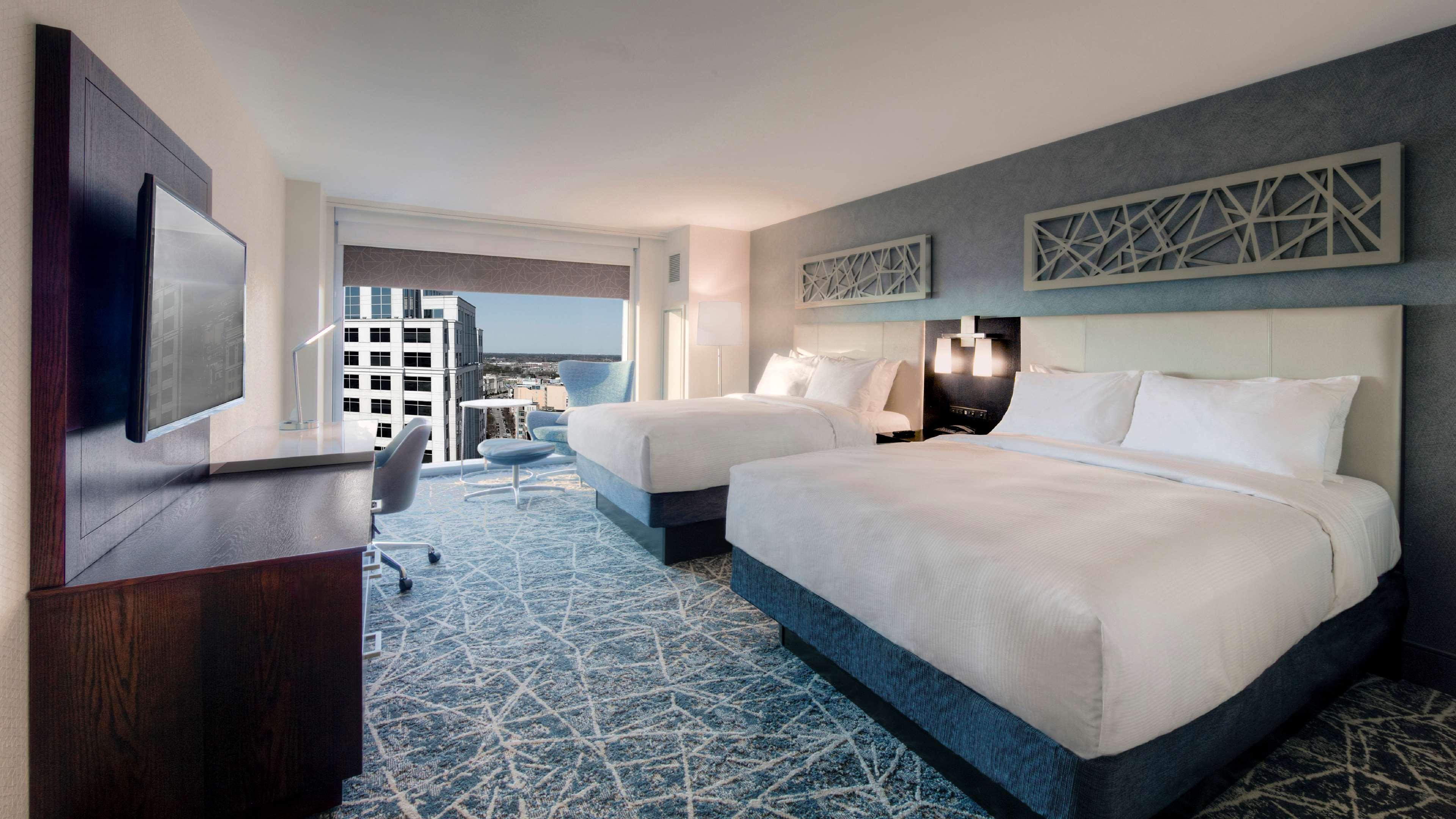 hilton norfolk the main