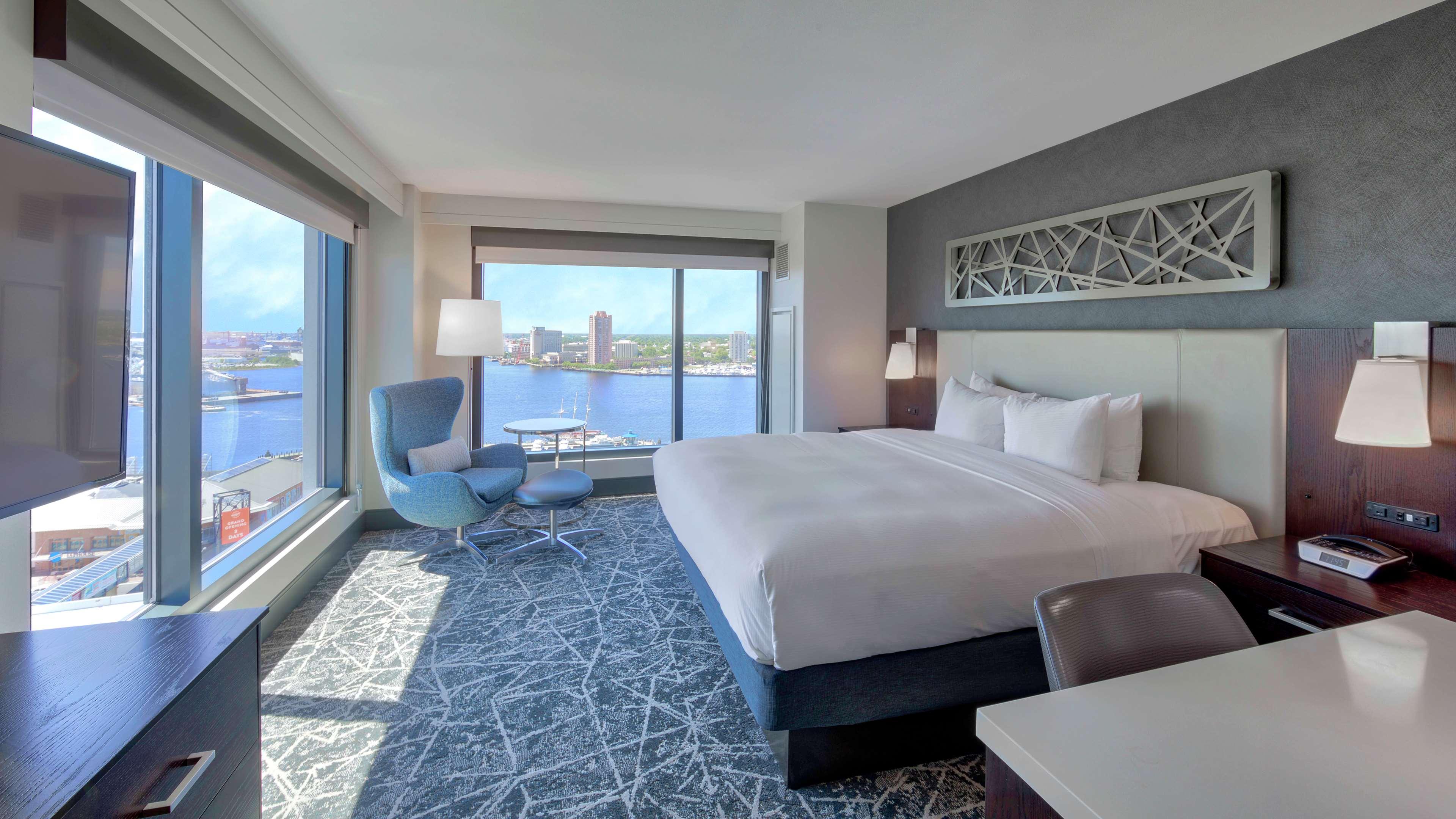 hilton norfolk the main