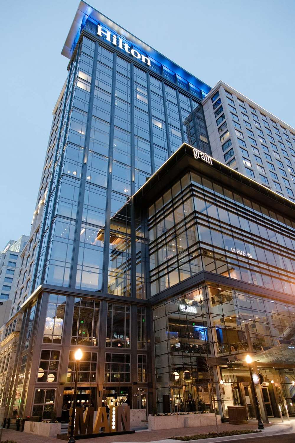 hilton norfolk the main