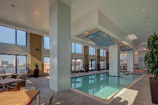 hilton norfolk the main