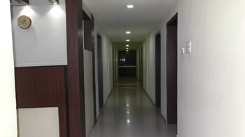 kalyan tourist home