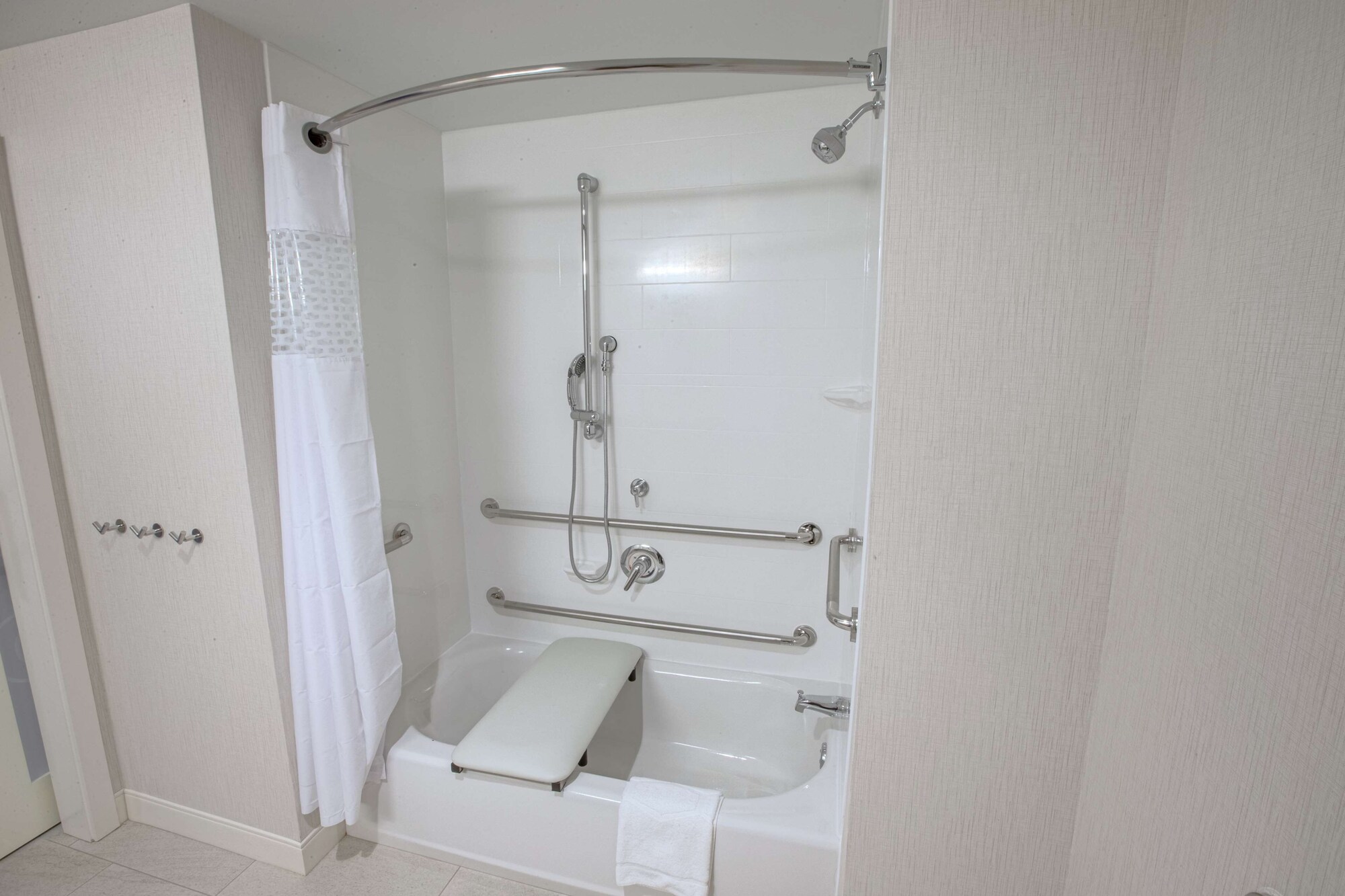 hampton inn by hilton amesbury