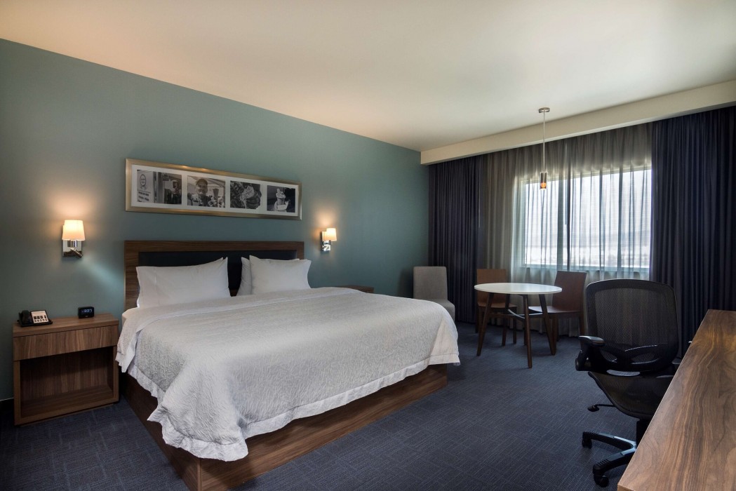 hampton inn and suites by hilton salamanca bajio