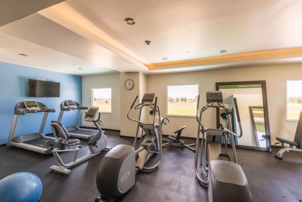 hampton inn and suites by hilton salamanca bajio