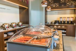 hampton inn and suites by hilton salamanca bajio