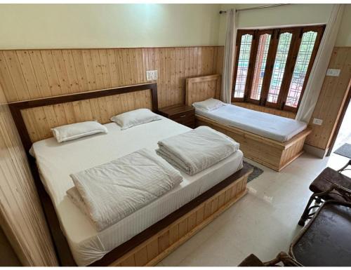 Tapovan Cottage, Gangotri,,3 star