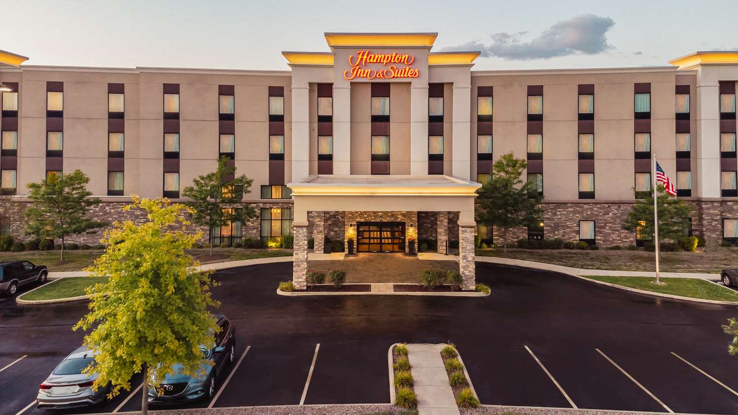 hampton inn and suites niles warren