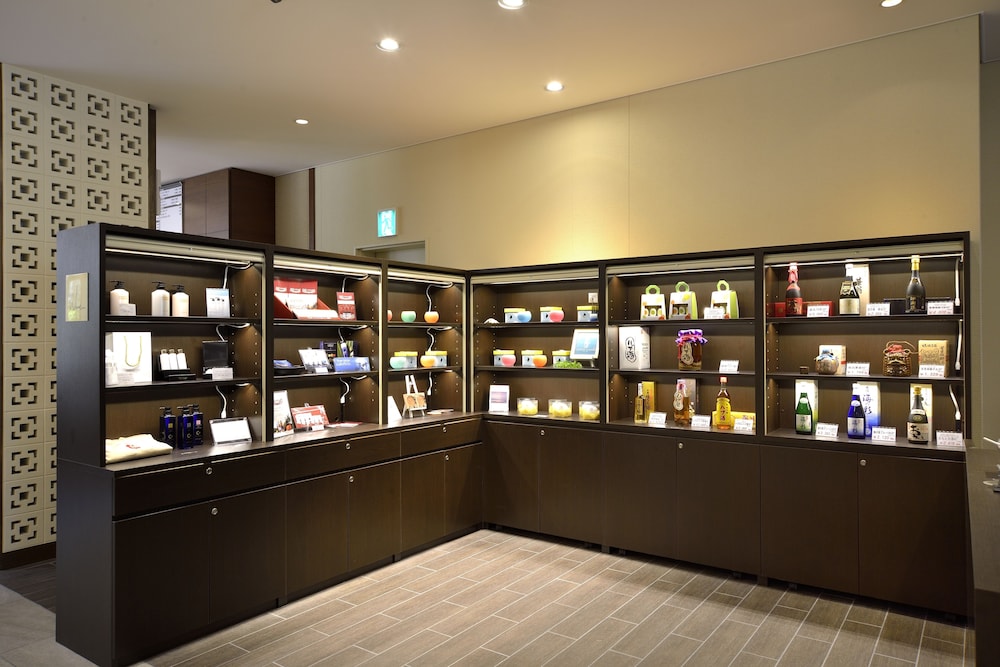 community and spa naha central hotel