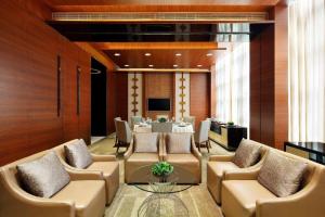 new world wuhan hotel