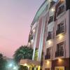 pine tree hotel
