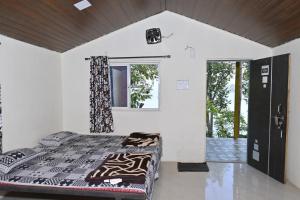 mahabaleshwar agro village