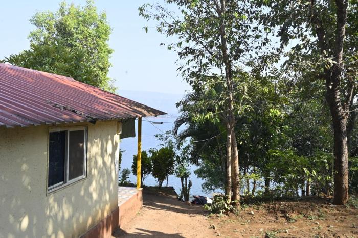 mahabaleshwar agro village