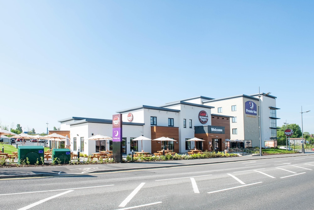 premier inn stoke on trent hanley