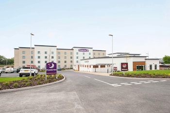 premier inn stoke on trent hanley