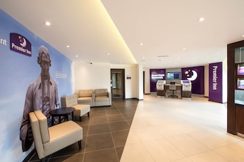 premier inn stoke on trent hanley