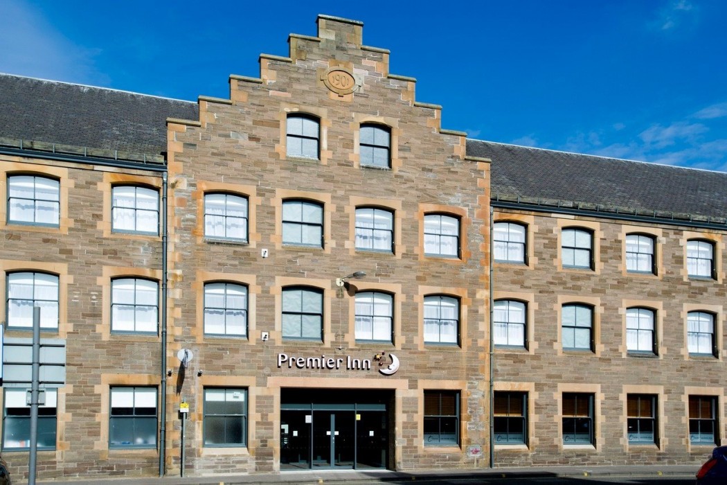 premier inn perth city centre