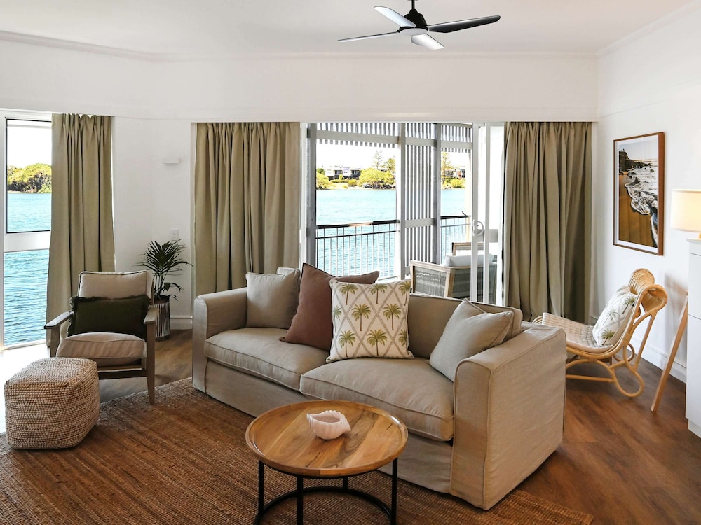 novotel sunshine coast resort