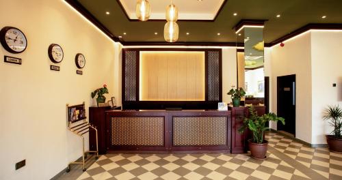 alshorouq hotel apartments