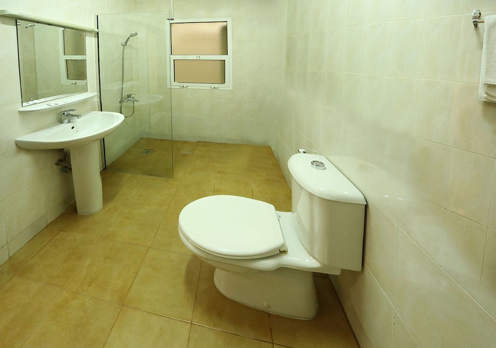 alshorouq hotel apartments