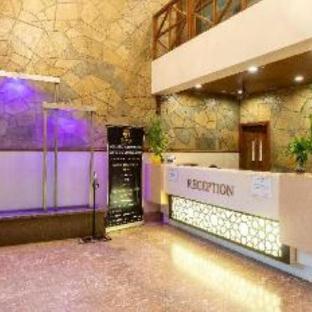 mg resort karjat
