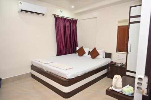hotel gitanjali maldah