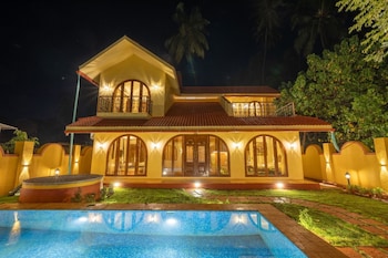 ishaan holiday home