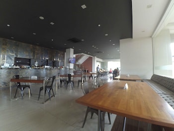 grand kolopaking hotel