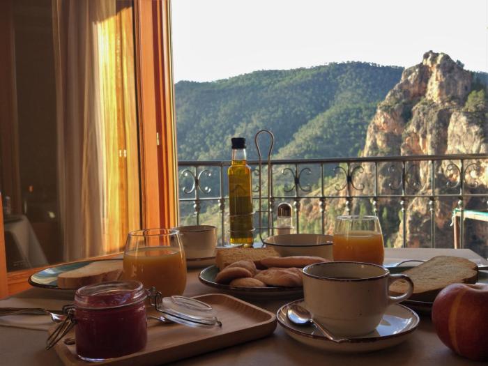 miralmundo alojamientos rurales ayna hostal rural