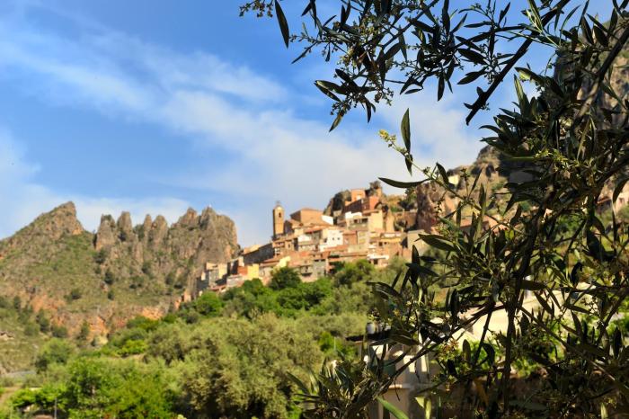 miralmundo alojamientos rurales ayna hostal rural