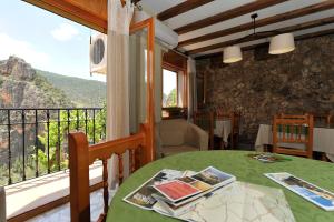 miralmundo alojamientos rurales ayna hostal rural