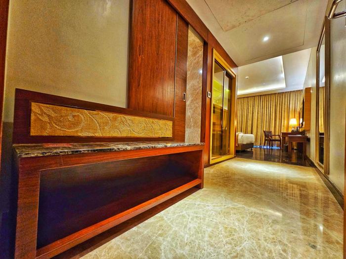 uva meridian bay resort and spa