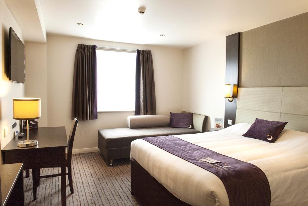 premier inn london hendon the hyde