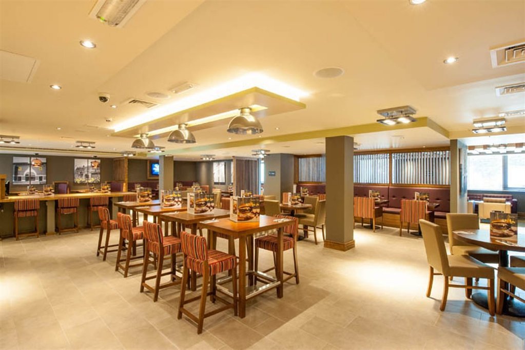 Premier Inn London Hendon - The Hyde,Brent>>Barnet,3 star