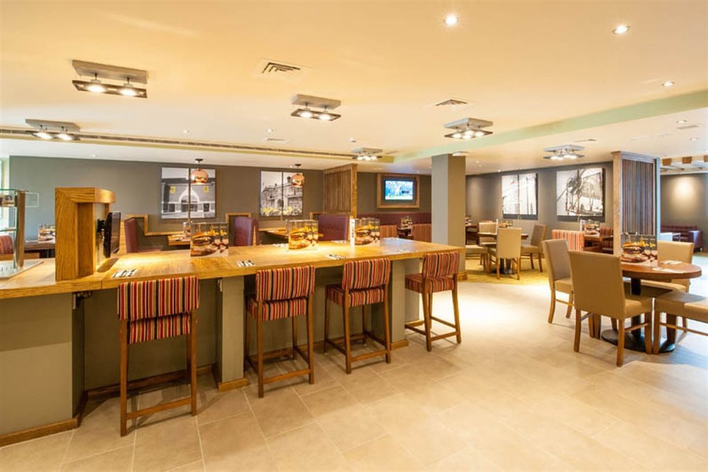 Premier Inn London Hendon - The Hyde,Brent>>Barnet,3 star