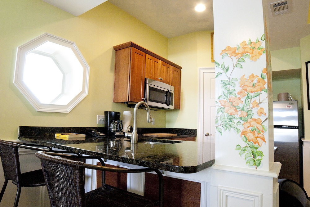 desoto beach gardens