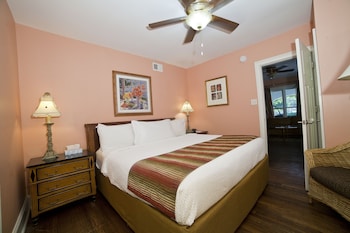 desoto beach gardens