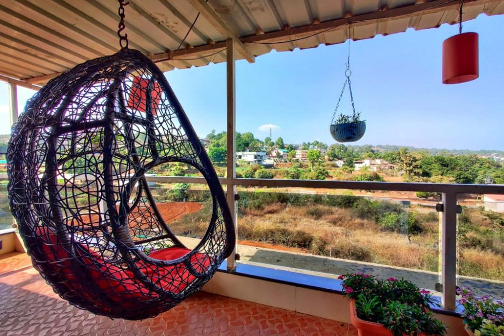 strawberry land resort