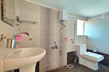 strawberry land resort