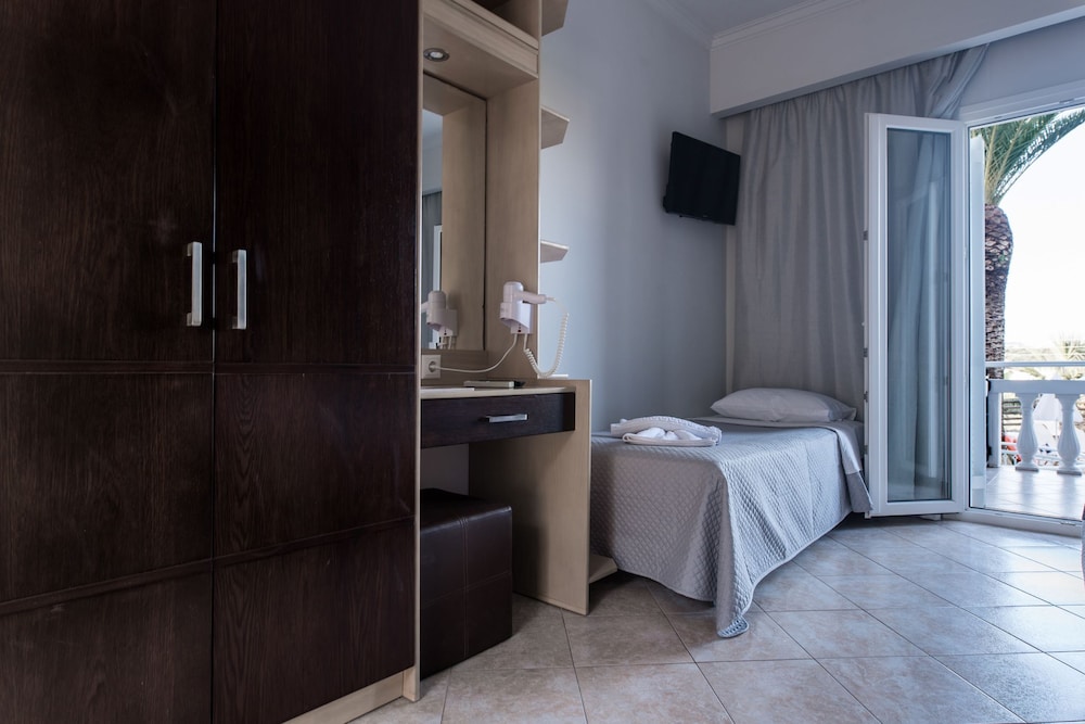 zante calinica hotel
