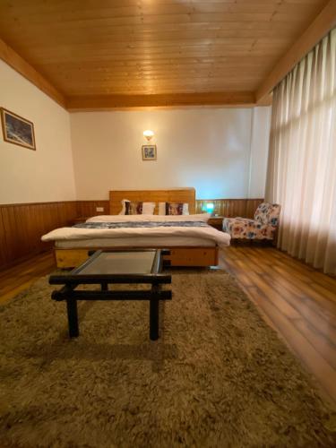 the himalayan chalet