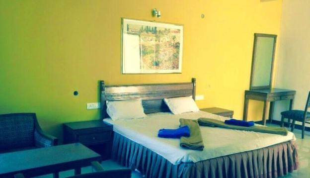 glorius gir resort