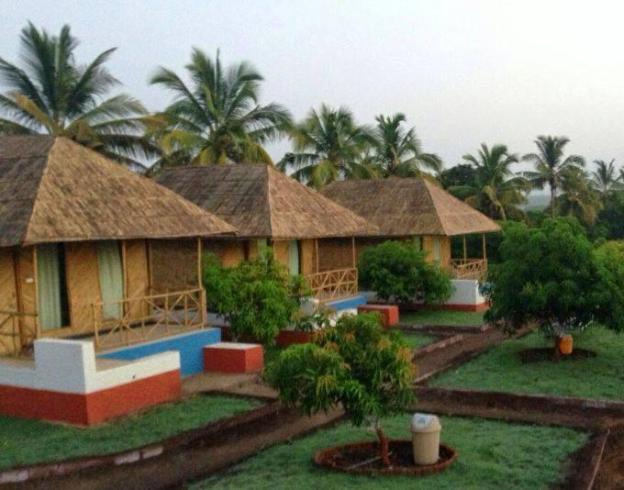 glorius gir resort