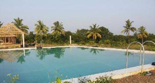 glorius gir resort
