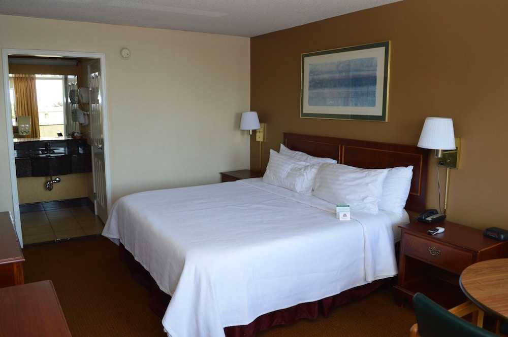 ontario airport inn